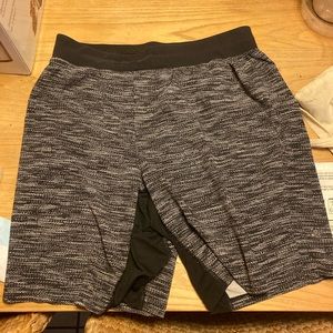 Lululemon T.H.E Shots 9in